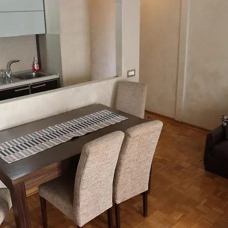 Apartment Erste *